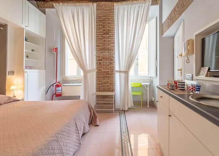 Secret Retreat In The Heart Of The Ghetto By Houseeds Apartment